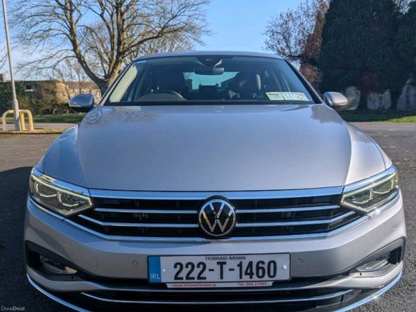 Volkswagen Passat Saloon, Diesel, 2022, Silver