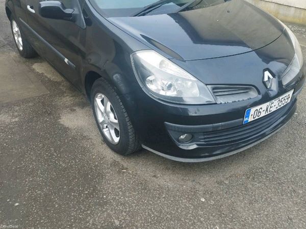 Renault Clio Hatchback, Petrol, 2006, Black