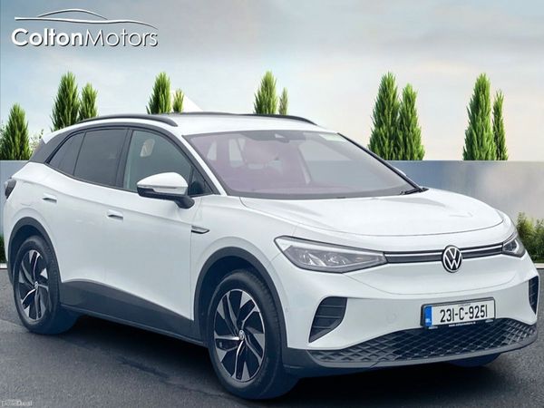 Volkswagen ID.4 Hatchback, Electric, 2023, White
