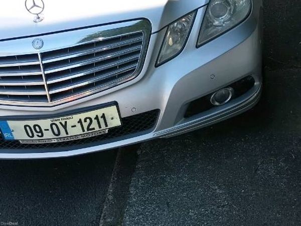 Mercedes-Benz 220 Saloon, Diesel, 2009, Silver