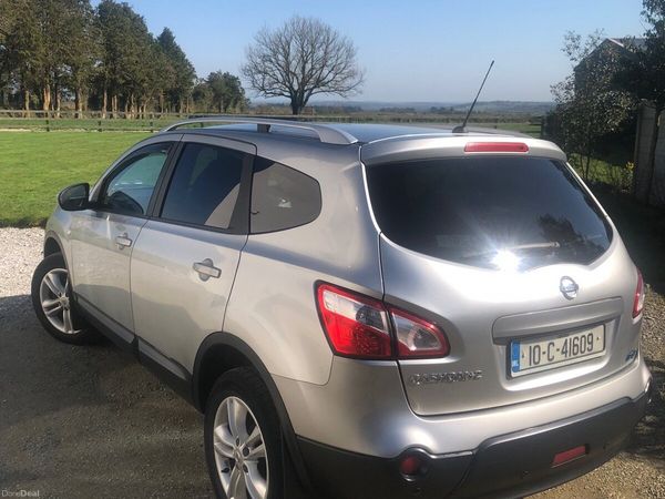 Nissan Qashqai+2 Hatchback, Diesel, 2010, Silver