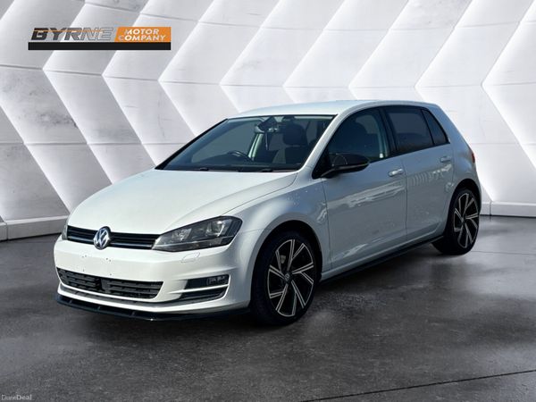 Volkswagen Golf Hatchback, Petrol, 2015, White