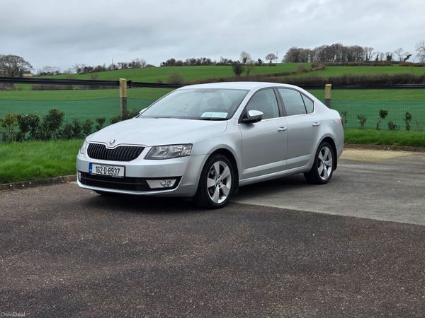 Skoda Octavia Saloon, Diesel, 2016, Silver