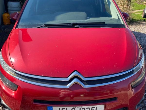 Citroen C4 Hatchback, Diesel, 2015, Red
