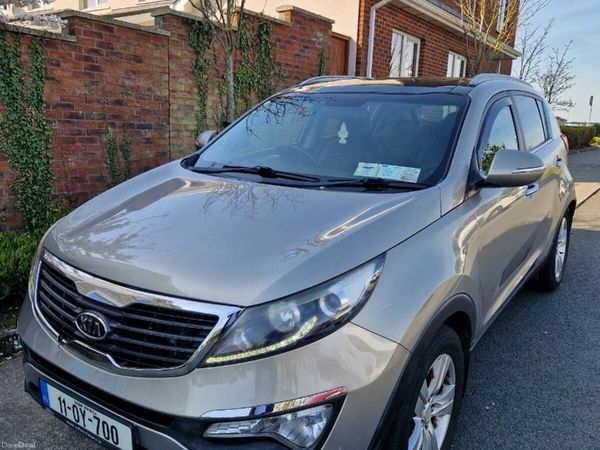 Kia Sportage SUV, Diesel, 2011, Silver