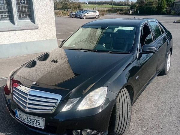 Mercedes-Benz E-Class Saloon, Diesel, 2010, Black
