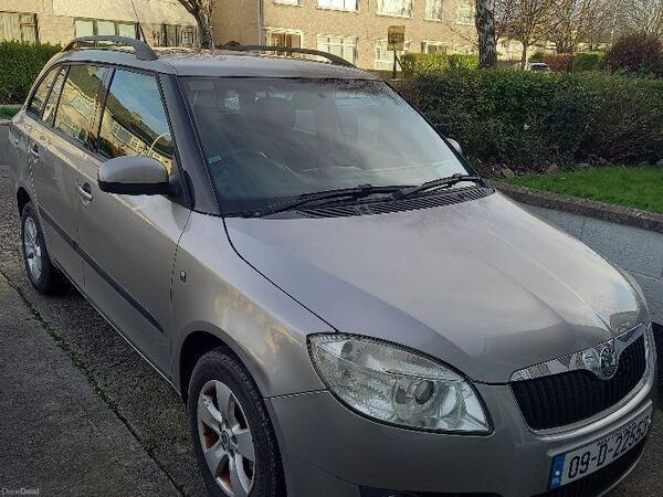 Skoda Fabia Estate, Petrol, 2009, Beige