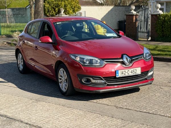 Renault Megane Hatchback, Diesel, 2014, Red