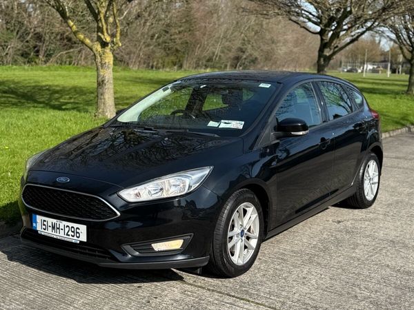 Ford Focus Hatchback, Petrol, 2015, Black