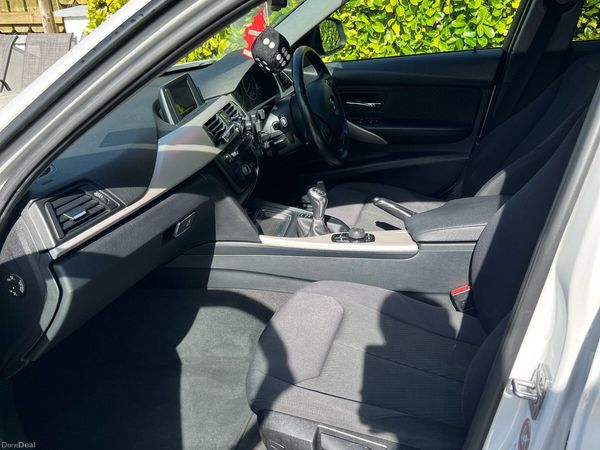 BMW 3-Series Saloon, Diesel, 2014, White