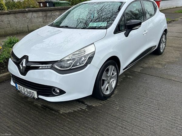 Renault Clio Hatchback, Petrol, 2015, White