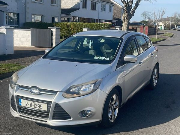 Ford Focus Hatchback, Diesel, 2012, Silver