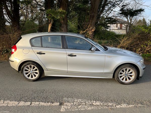 BMW 1-Series Hatchback, Petrol, 2007, Silver