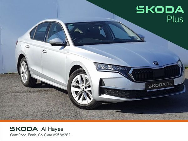 Skoda Octavia Saloon, Petrol, 2026, Grey
