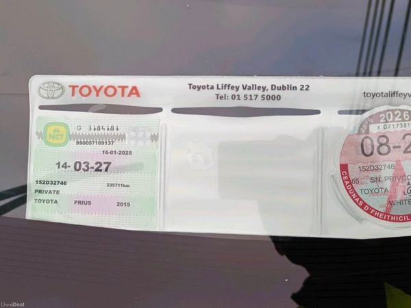 Toyota Prius Hatchback, Petrol Hybrid, 2015, White