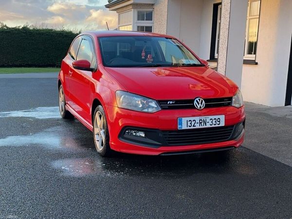 Volkswagen Polo Hatchback, Petrol, 2013, Red