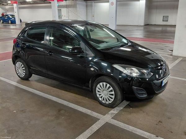 Mazda Demio MPV, Petrol, 2014, Black