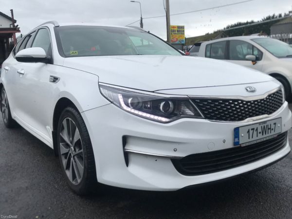 Kia Optima Estate/Jeep, Diesel, 2017, White