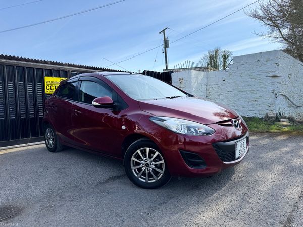 Mazda Demio MPV, Petrol, 2014, Red