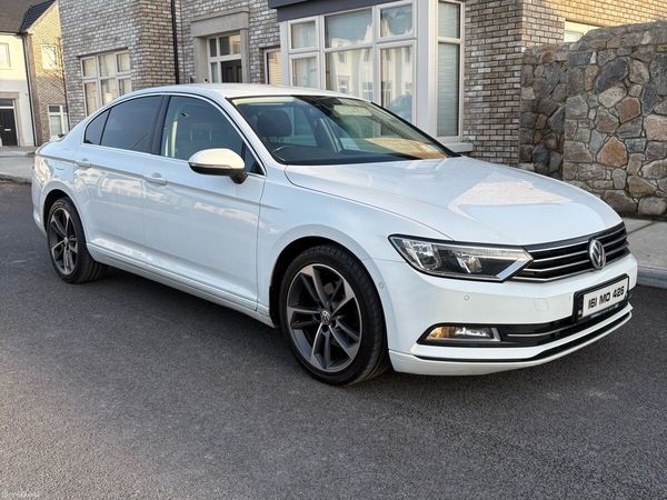 Volkswagen Passat Saloon, Diesel, 2016, White