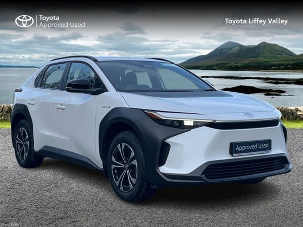 Toyota bZ4X Estate, Electric, 2024, White