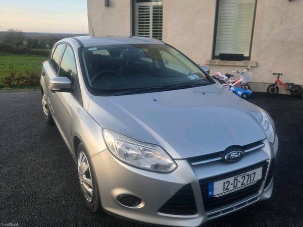 Ford Focus Hatchback, Diesel, 2012, Silver