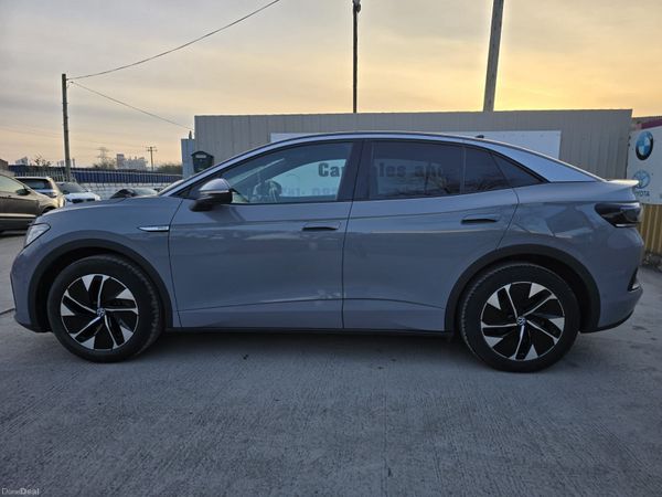 Volkswagen ID.5 Estate/Jeep, Electric, 2023, Grey