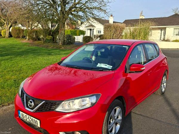Nissan Pulsar Hatchback, Diesel, 2016, Red
