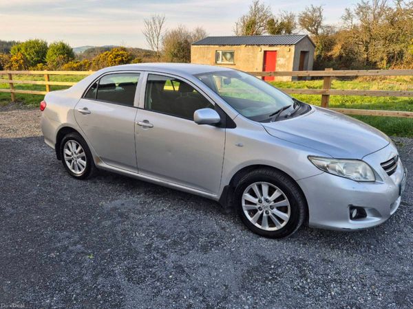 Toyota Corolla Saloon, Diesel, 2007, Silver