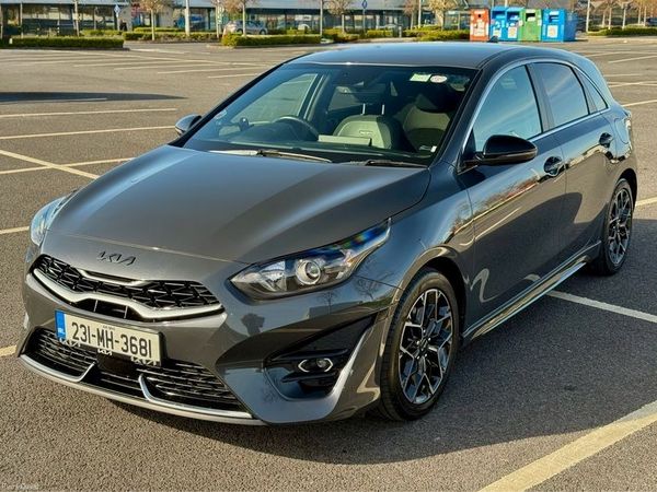 Kia Ceed Hatchback, Petrol, 2023, Grey