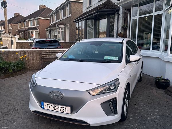 Hyundai IONIQ Hatchback, Electric, 2017, White