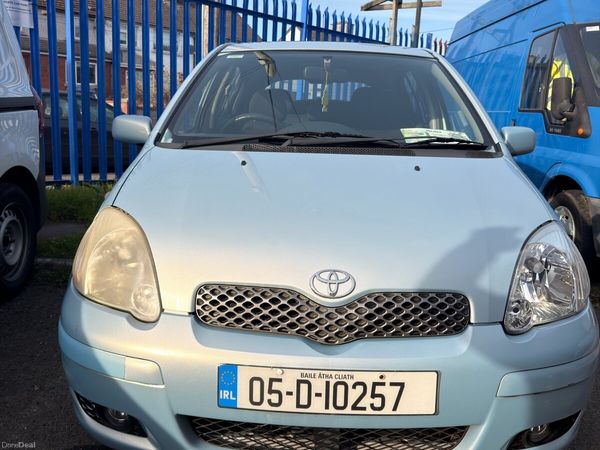Toyota Yaris Hatchback, Petrol, 2005, Blue