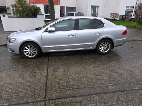 Skoda Superb Saloon, Diesel, 2015, Silver
