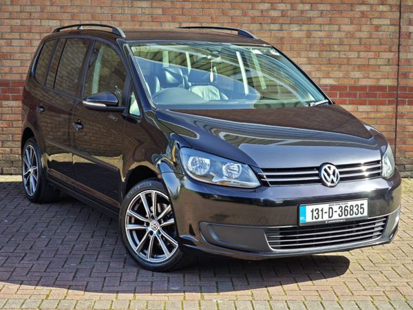 Volkswagen Touran MPV, Petrol, 2013, Black