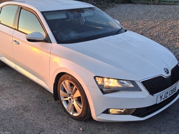 Mercedes-Benz C-Class Saloon, Diesel, 2016, White