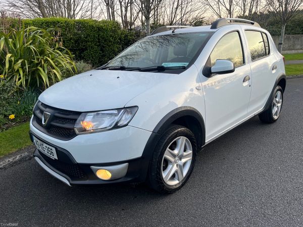 Dacia Sandero Stepway Hatchback, Diesel, 2014, White