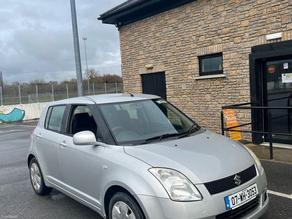 Suzuki Swift Hatchback, Petrol, 2007, Silver