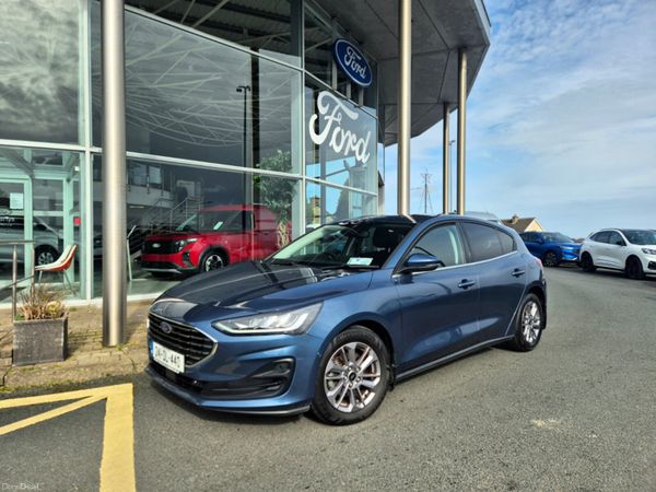 Ford Focus Hatchback, Diesel, 2024, Blue