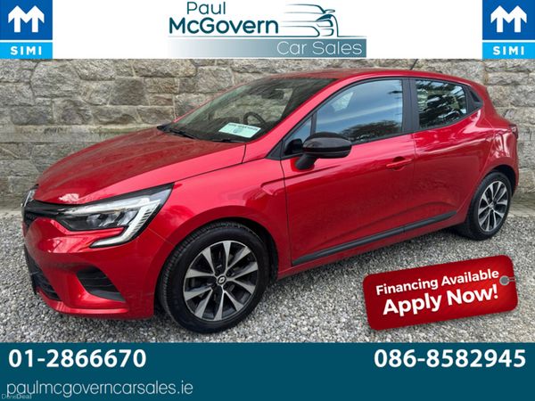 Renault Clio Hatchback, Petrol, 2023, Red