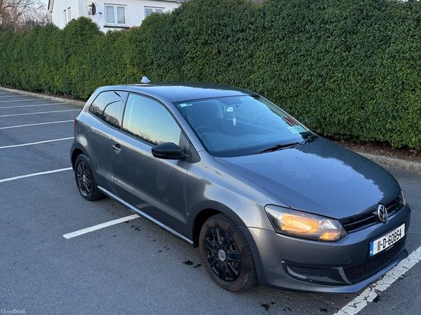 Volkswagen Polo Hatchback, Petrol, 2011, Grey