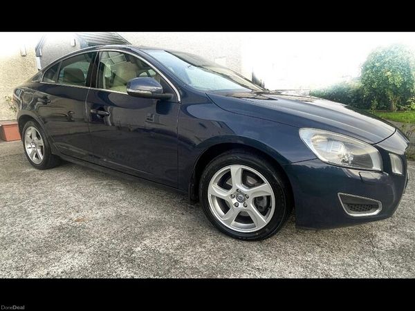 Volvo S60 Saloon, Diesel, 2011, Blue