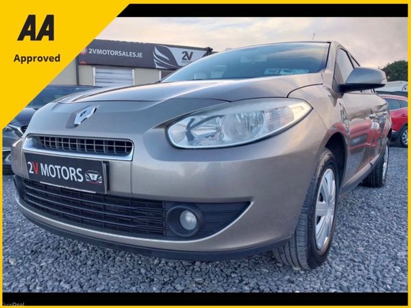 Renault Fluence Saloon, Diesel, 2011, Gold