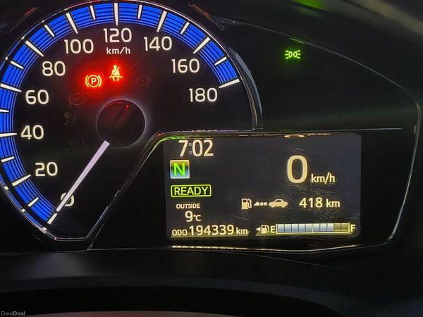 Toyota Corolla Estate, Petrol Hybrid, 2015, White