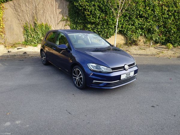Volkswagen Golf Hatchback, Petrol, 2019, Blue