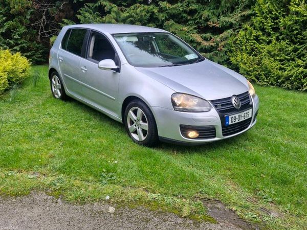 Volkswagen Golf Hatchback, Petrol, 2009, Silver