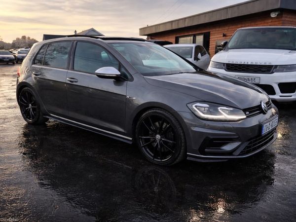 Volkswagen Golf Estate, Petrol, 2017, Grey