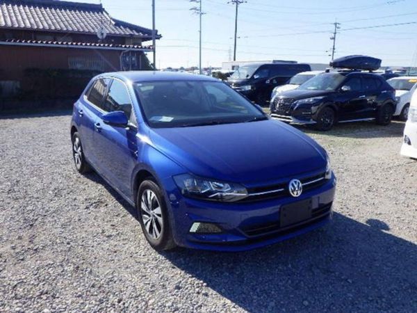 Volkswagen Polo Hatchback, Petrol, 2019, Blue