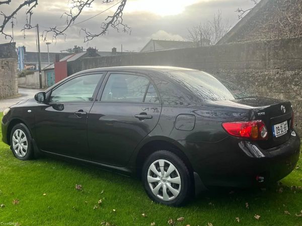 Toyota Corolla Saloon, Diesel, 2009, Black