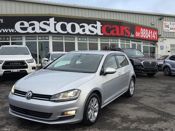 Volkswagen Golf Hatchback, Petrol, 2015, Silver