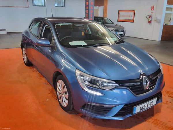 Renault Megane Hatchback, Diesel, 2018, Blue